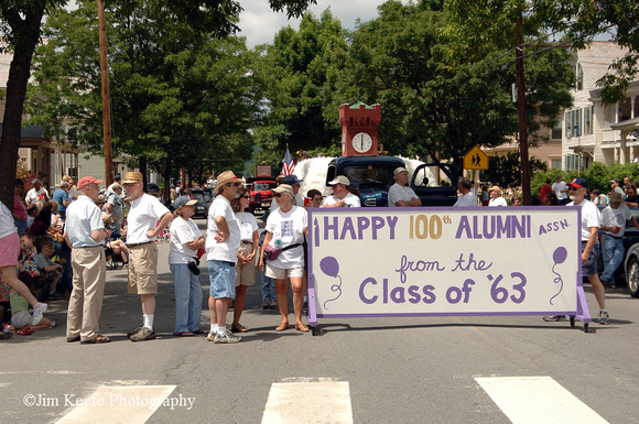 Alumni parade 127