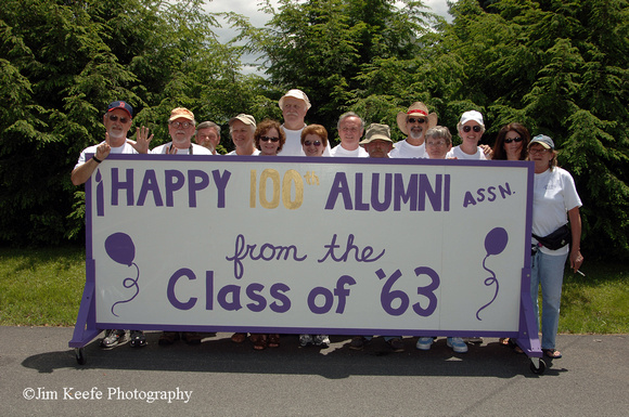 Alumni parade 100