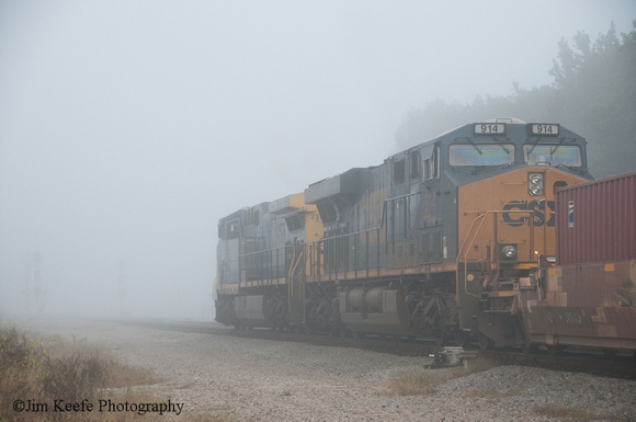 Trains in fog-27.jpg